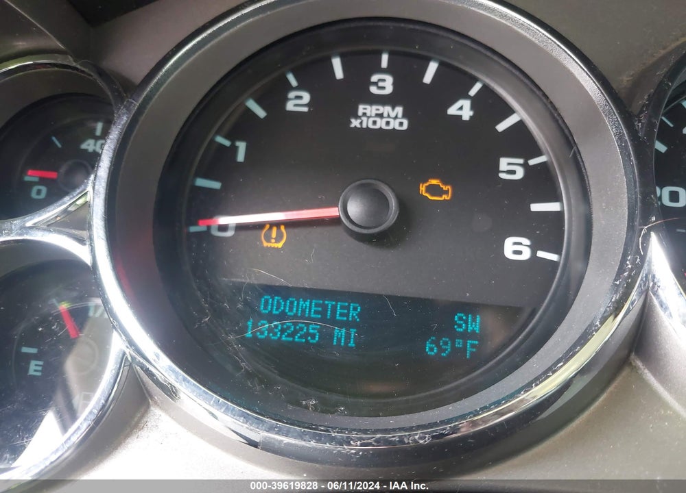 2011 GMC SIERRA 1500 SLE VIN: 3GTP2VE36BG109893