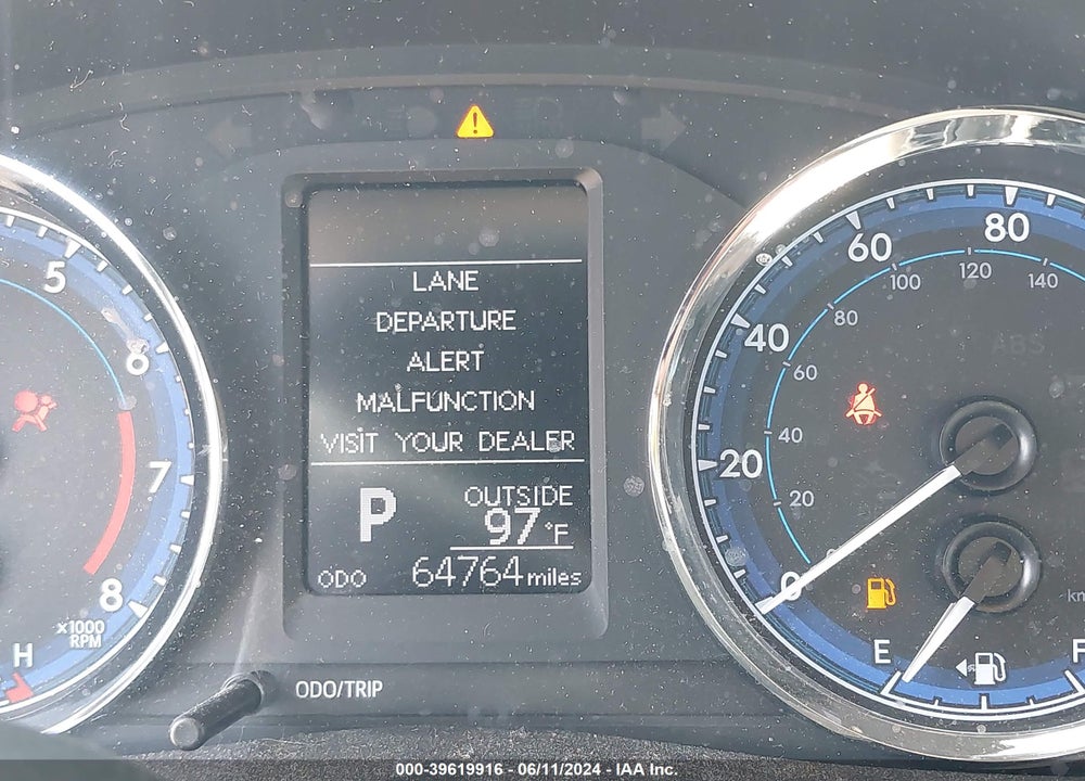 2017 TOYOTA COROLLA LE VIN: 2T1BURHE2HC960763
