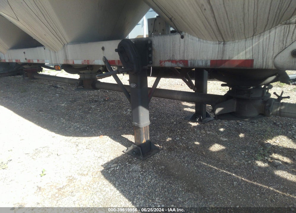 2008 TRAIL KING --- VIN: 1TKP048208B072420