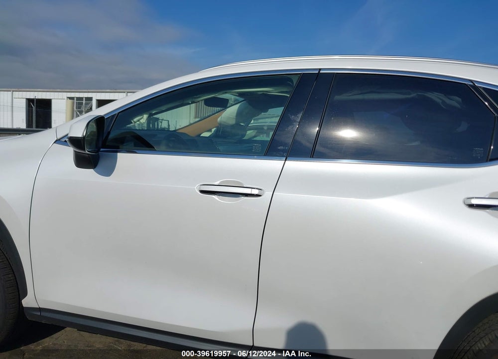 2024 LEXUS NX 250 PREMIUM VIN: JTJGDCAZXR5017824