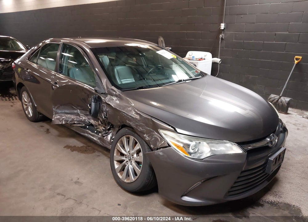 2015 TOYOTA CAMRY XLE VIN: 4T1BF1FK1FU980485