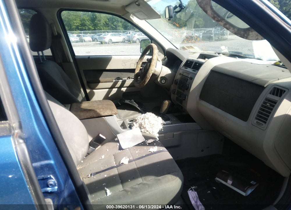 2009 FORD ESCAPE XLT VIN: 1FMCU93749KA33532