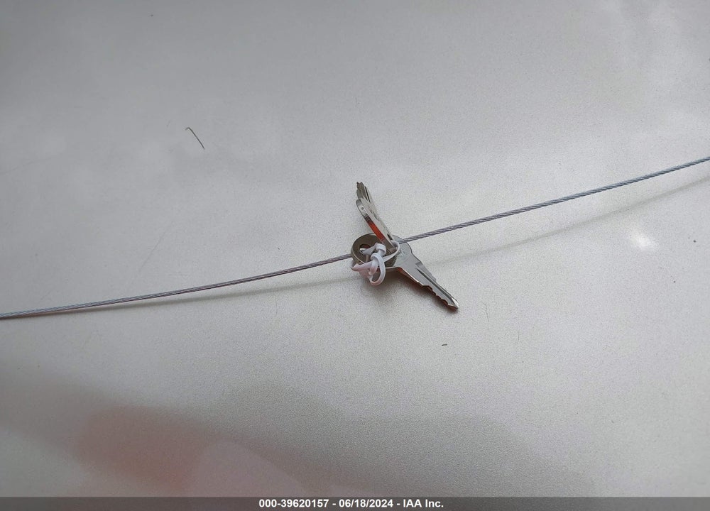 2011 FEATHERLITE --- VIN: 4FGB12426BC119695