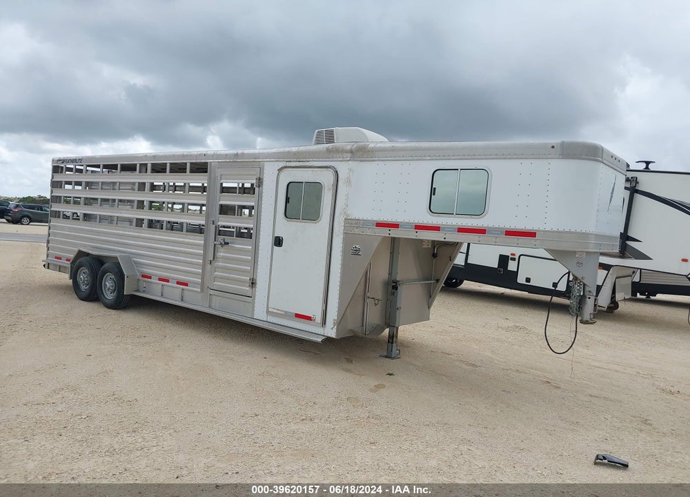 2011 FEATHERLITE --- VIN: 4FGB12426BC119695