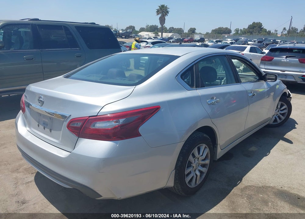 2018 NISSAN ALTIMA VIN: 1N4AL3AP4JC231420