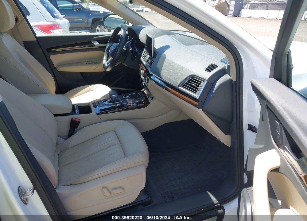 2018 AUDI Q5 2.0T PREMIUM/2.0T TECH PREMIUM VIN: WA1BNAFY5J2207755