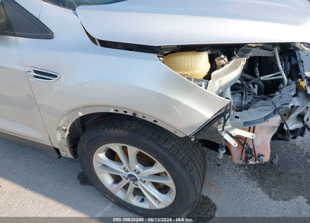 2017 FORD ESCAPE SE VIN: 1FMCU0GDXHUA39995