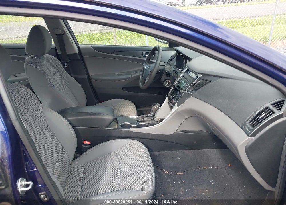 2011 HYUNDAI SONATA GLS VIN: 5NPEB4AC5BH200295