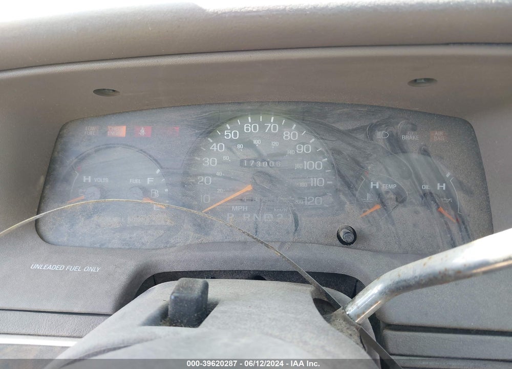 1997 MERCURY GRAND MARQUIS GS VIN: 2MELM74W1VX607962