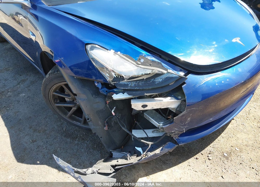 2018 TESLA MODEL 3 LONG RANGE/MID RANGE VIN: 5YJ3E1EA2JF022526