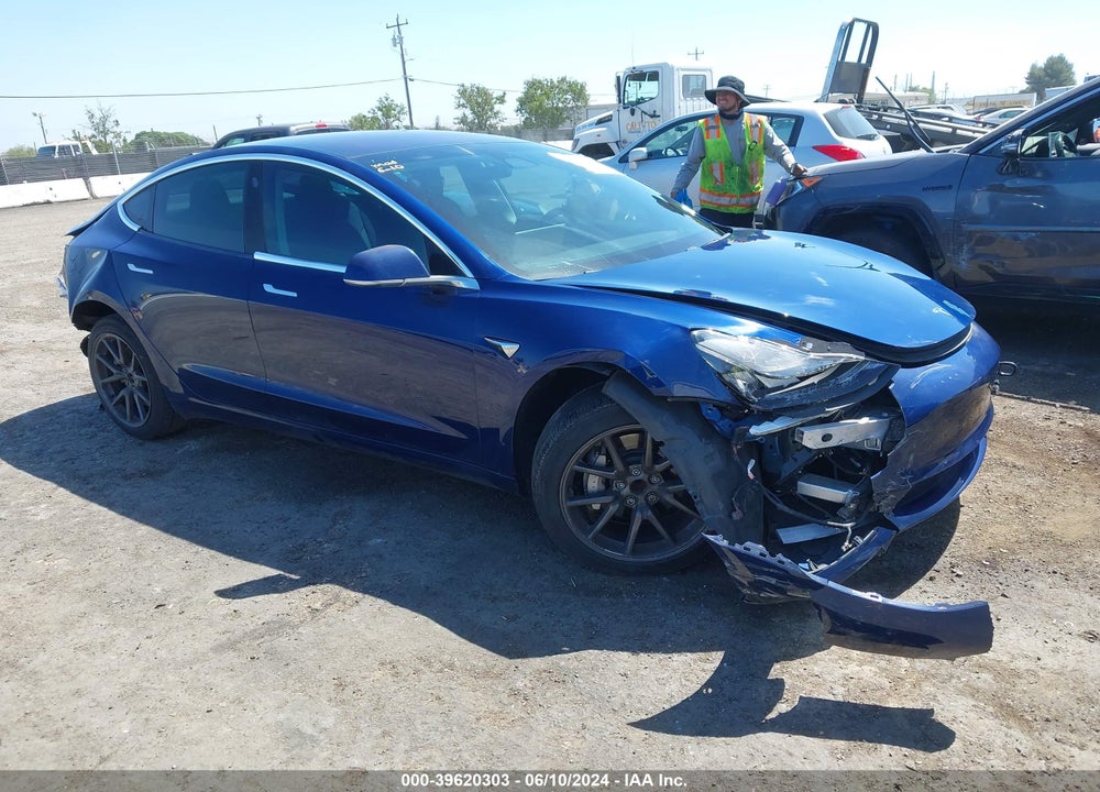 2018 TESLA MODEL 3 LONG RANGE/MID RANGE VIN: 5YJ3E1EA2JF022526