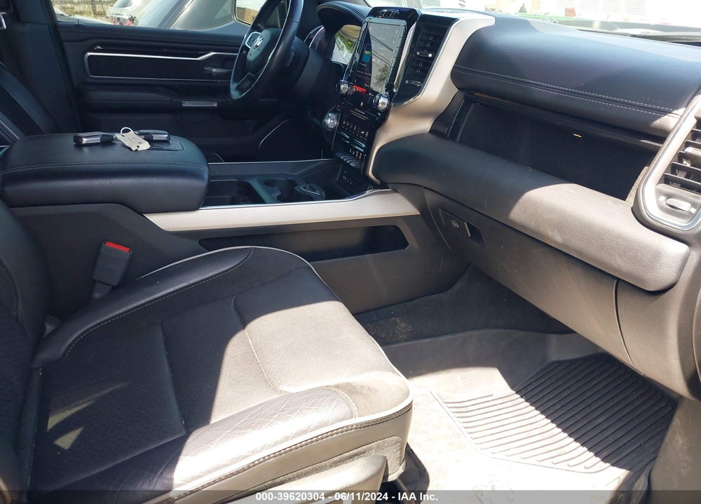 2019 RAM 1500 VIN: 1C6SRFJT5KN725715