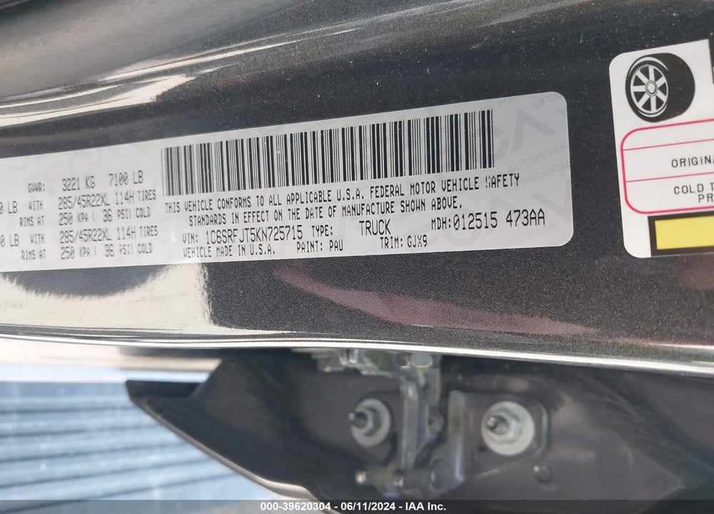 2019 RAM 1500 VIN: 1C6SRFJT5KN725715