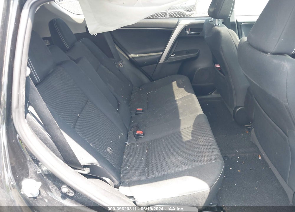 2016 TOYOTA RAV4 XLE VIN: 2T3RFREV0GW509798
