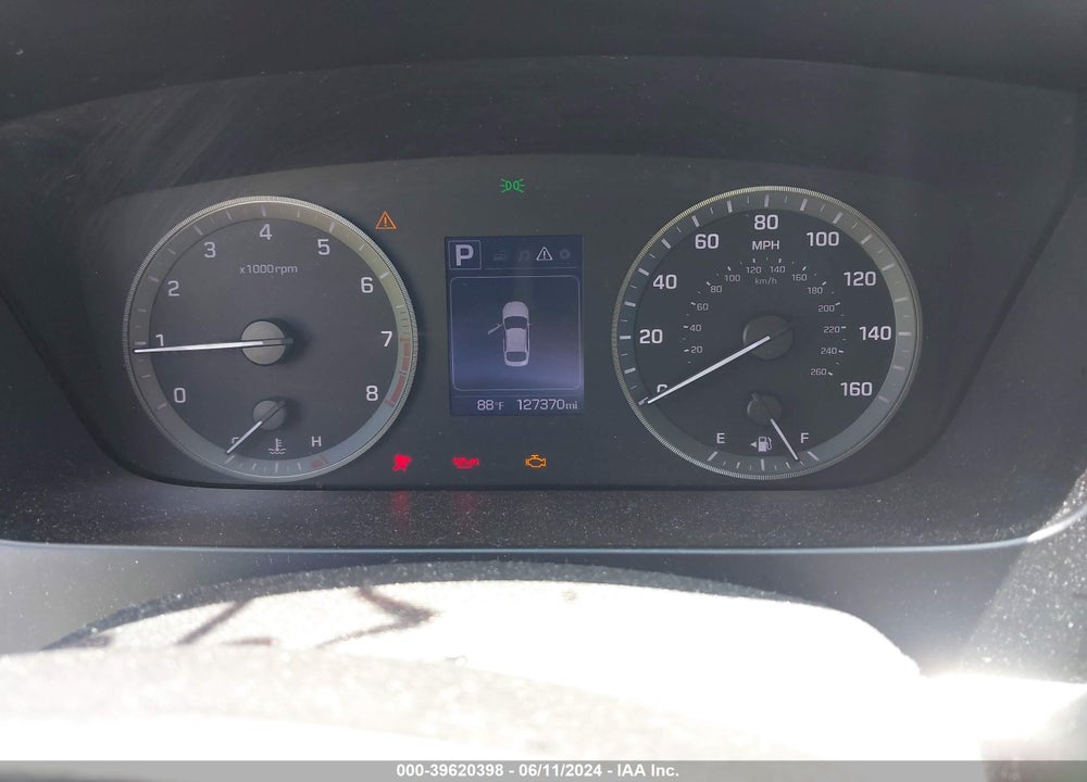 2017 HYUNDAI SONATA VIN: 5NPE24AF2HH552821