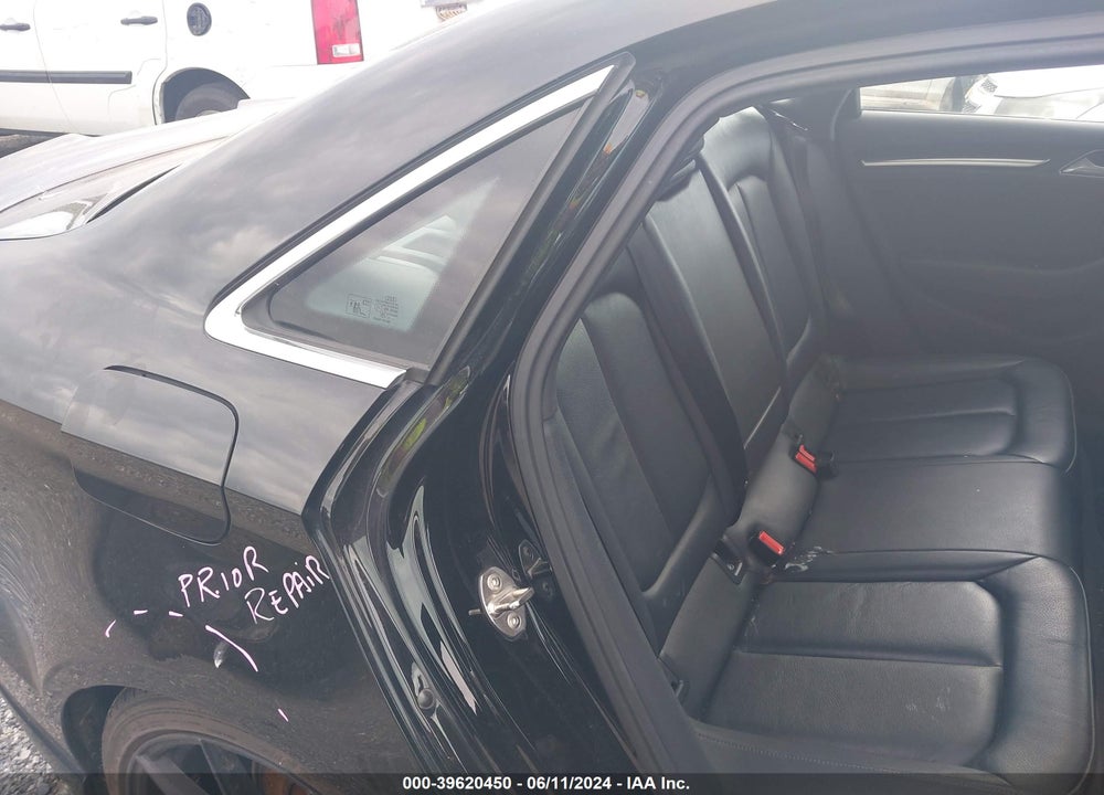2017 AUDI A3 2.0T PREMIUM VIN: WAUJ8GFF0H1032127