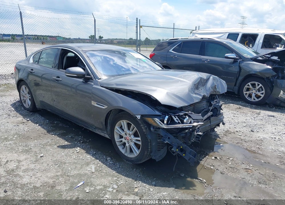 2017 JAGUAR XE 20D PREMIUM VIN: SAJAD4BN0HA952139