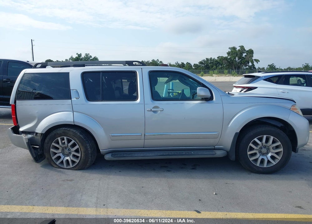 2011 NISSAN PATHFINDER LE VIN: 5N1AR1NN3BC624571