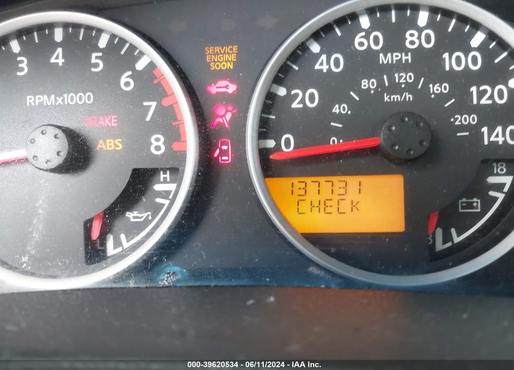 2011 NISSAN PATHFINDER LE VIN: 5N1AR1NN3BC624571