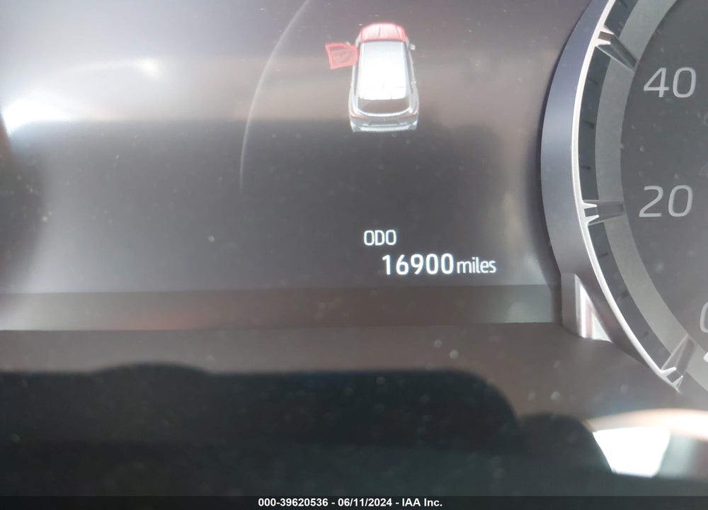 2022 TOYOTA HIGHLANDER XLE VIN: 5TDGZRAH9NS135592