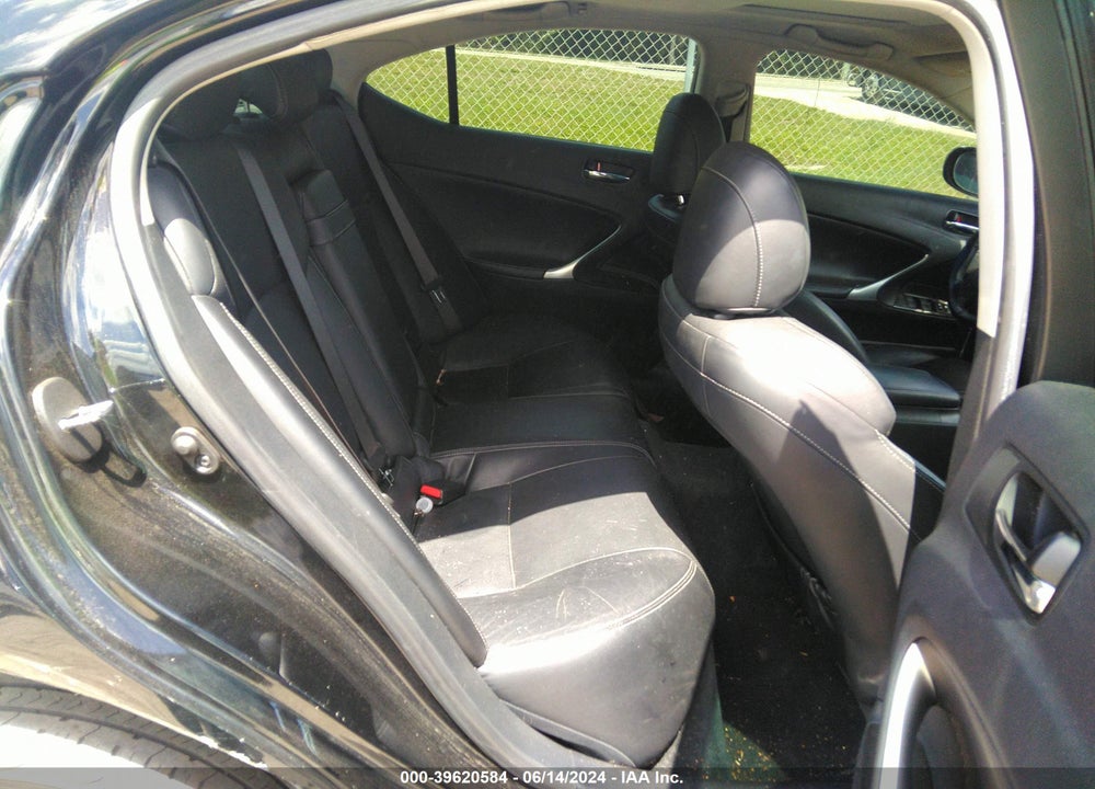 2009 LEXUS IS 250 VIN: JTHCK262892031539