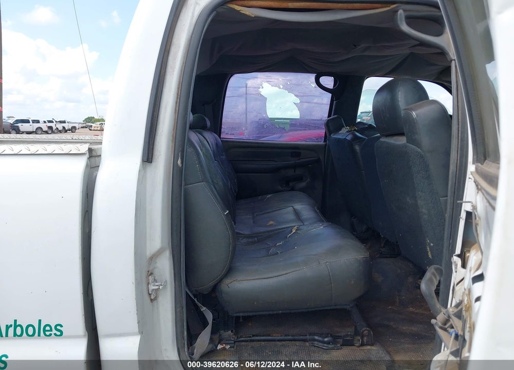 2002 CHEVROLET SILVERADO 2500HD VIN: 1GCHC23U82F245620