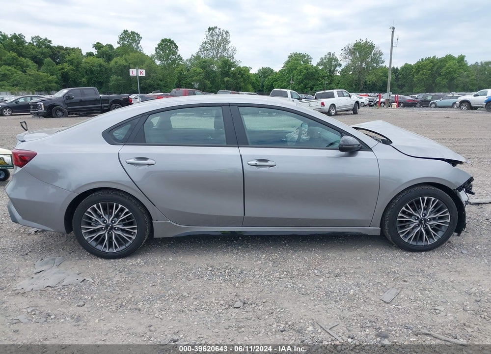 2024 KIA FORTE GT LINE VIN: 3KPF54AD5RE780859