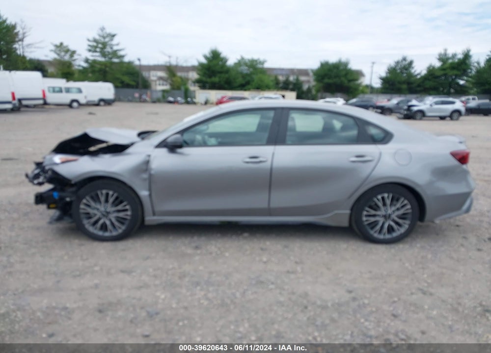 2024 KIA FORTE GT LINE VIN: 3KPF54AD5RE780859