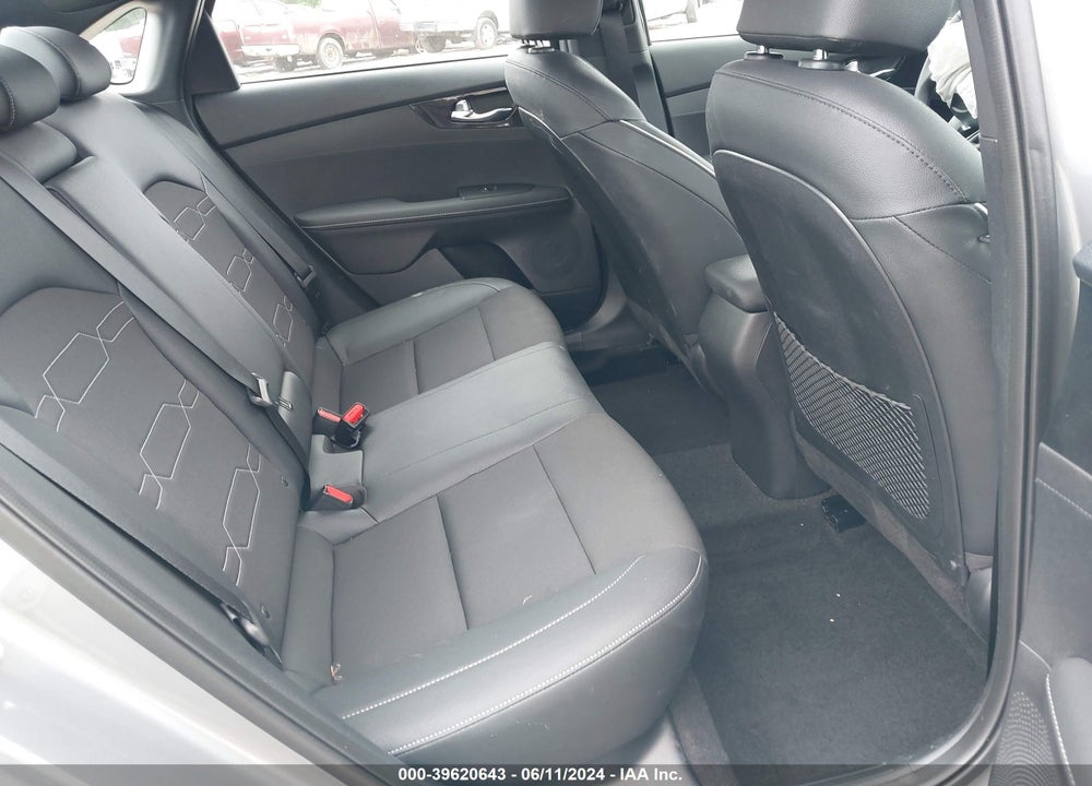 2024 KIA FORTE GT LINE VIN: 3KPF54AD5RE780859