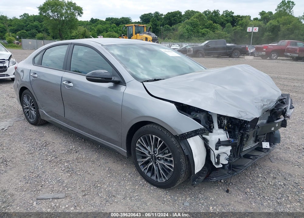 2024 KIA FORTE GT LINE VIN: 3KPF54AD5RE780859