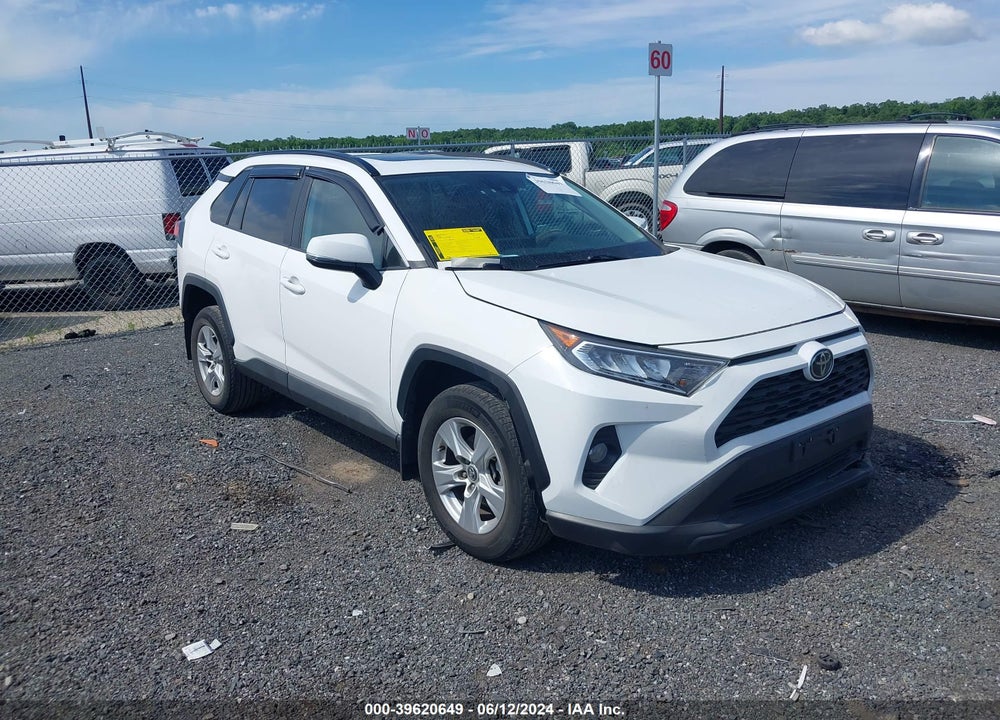 2020 TOYOTA RAV4 XLE VIN: 2T3P1RFV7LC125971