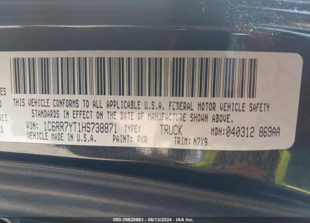 2017 RAM 1500 VIN: 1C6RR7YT1HS738871