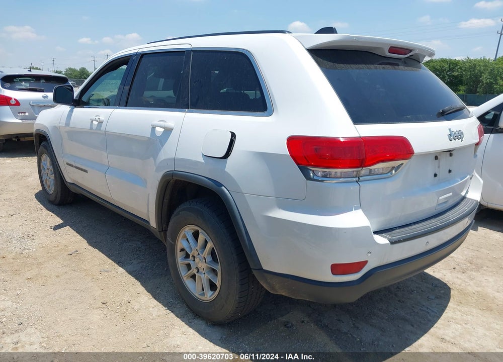 2018 JEEP GRAND CHEROKEE LAREDO 4X2 VIN: 1C4RJEAG8JC399849