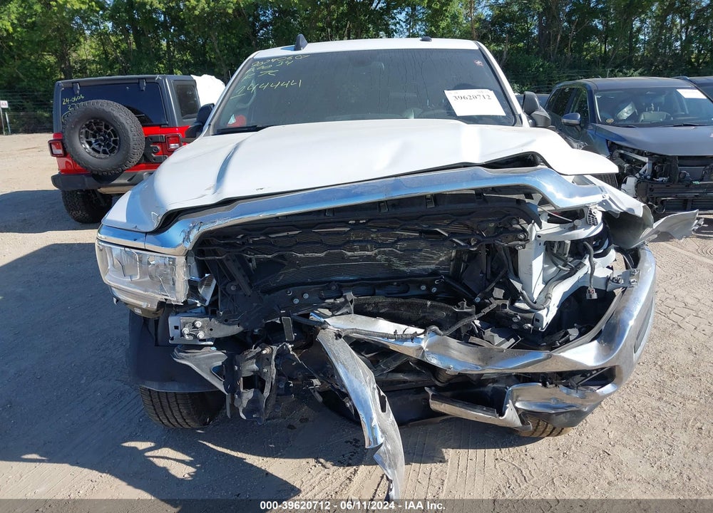 2022 RAM 2500 TRADESMAN 4X4 8' BOX VIN: 3C6UR5HJ3NG144444
