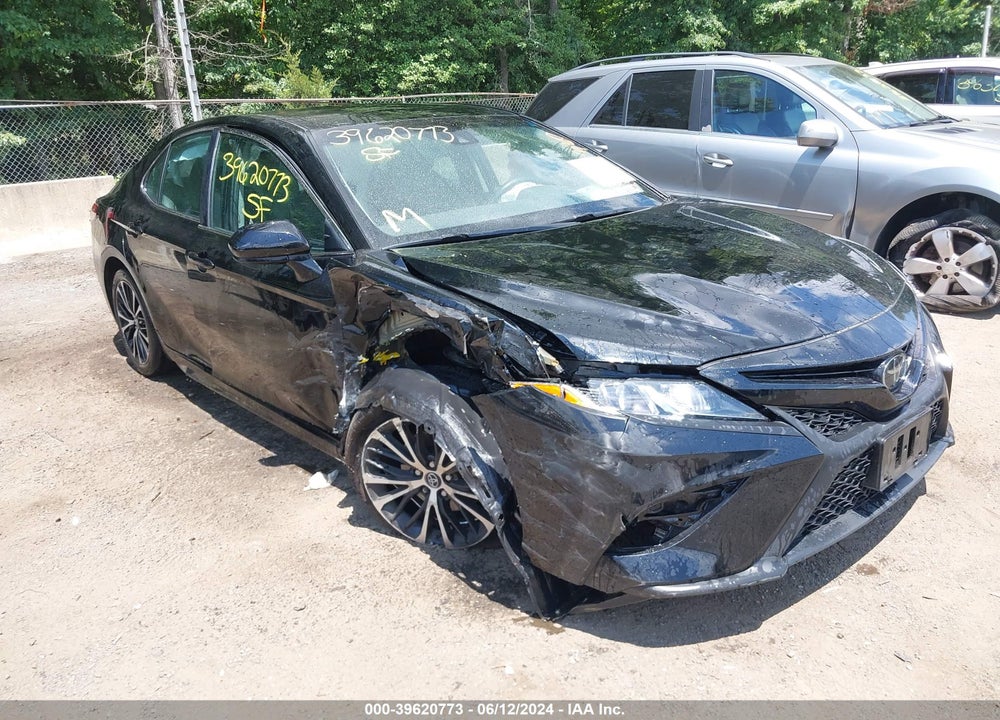 2019 TOYOTA CAMRY SE VIN: 4T1B11HK0KU804548