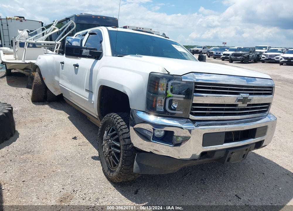 2015 CHEVROLET SILVERADO 3500HD LT VIN: 1GC4KZC87FF561321