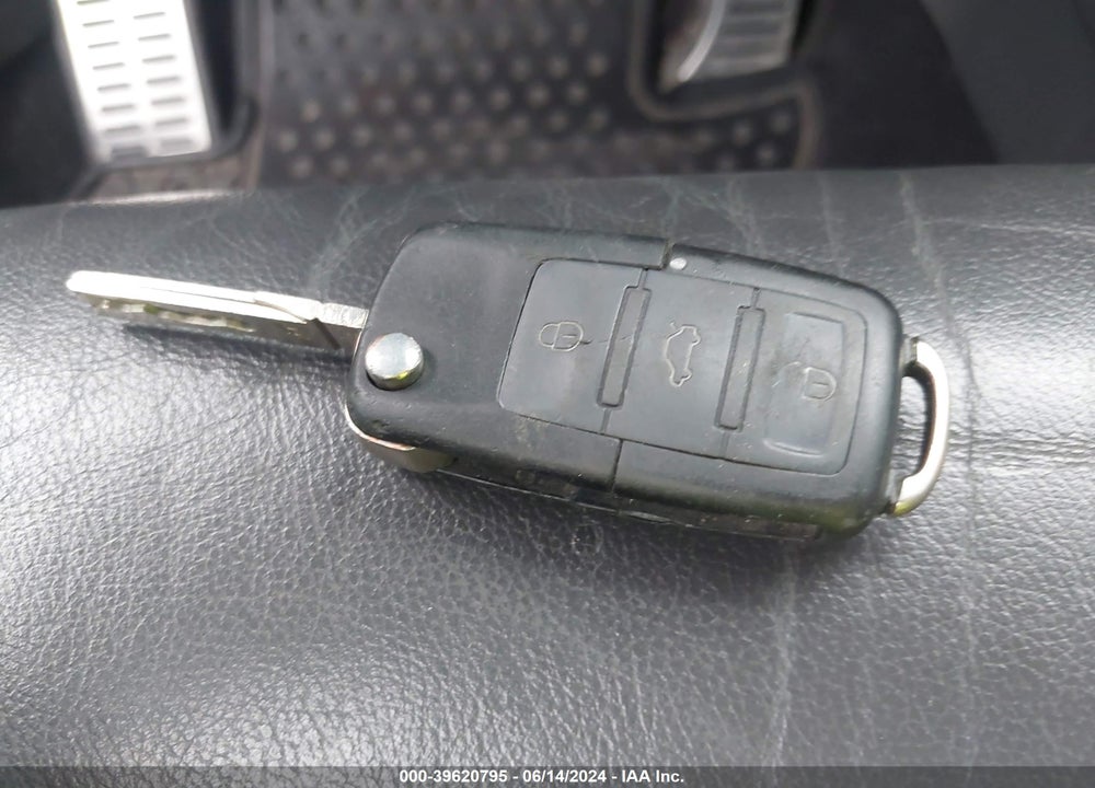 2008 VOLKSWAGEN GTI 2-DOOR VIN: WVWFV71K98W245103