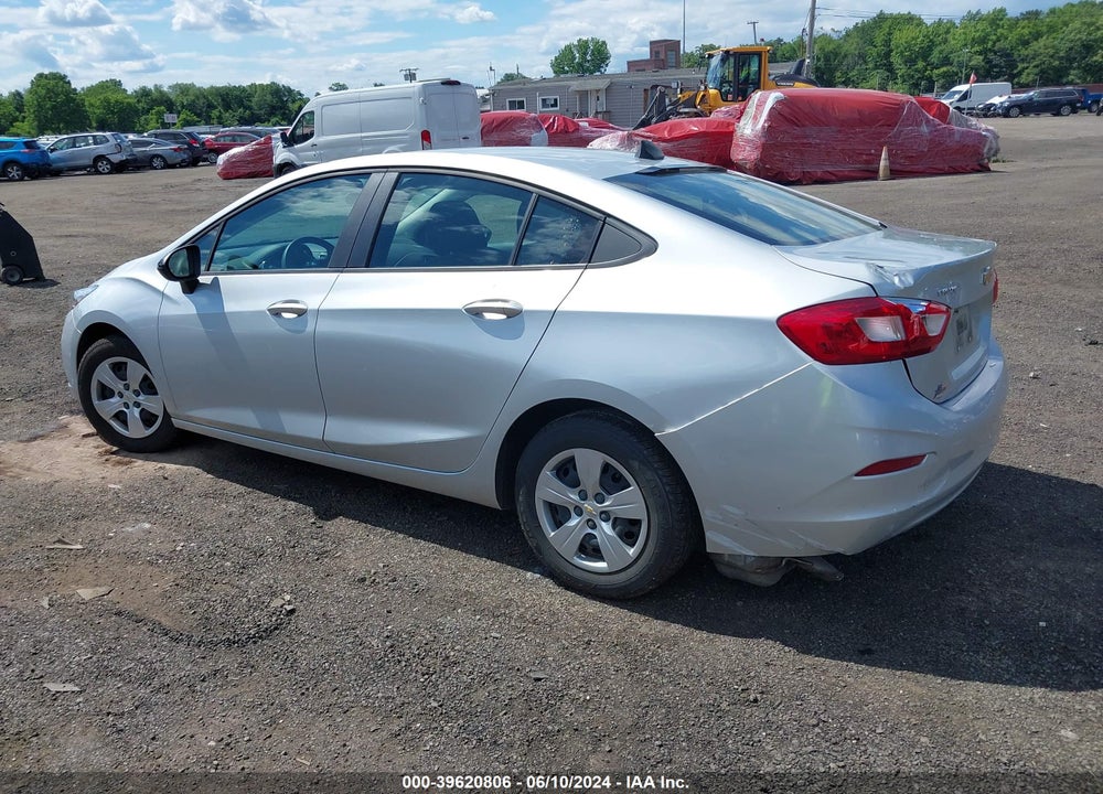 2017 CHEVROLET CRUZE VIN: 1G1BC5SM9H7123031