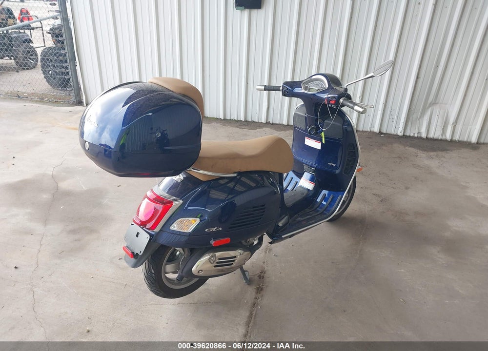 2022 VESPA GTS 300 SUPER VIN: ZAPMA39M4N5101203