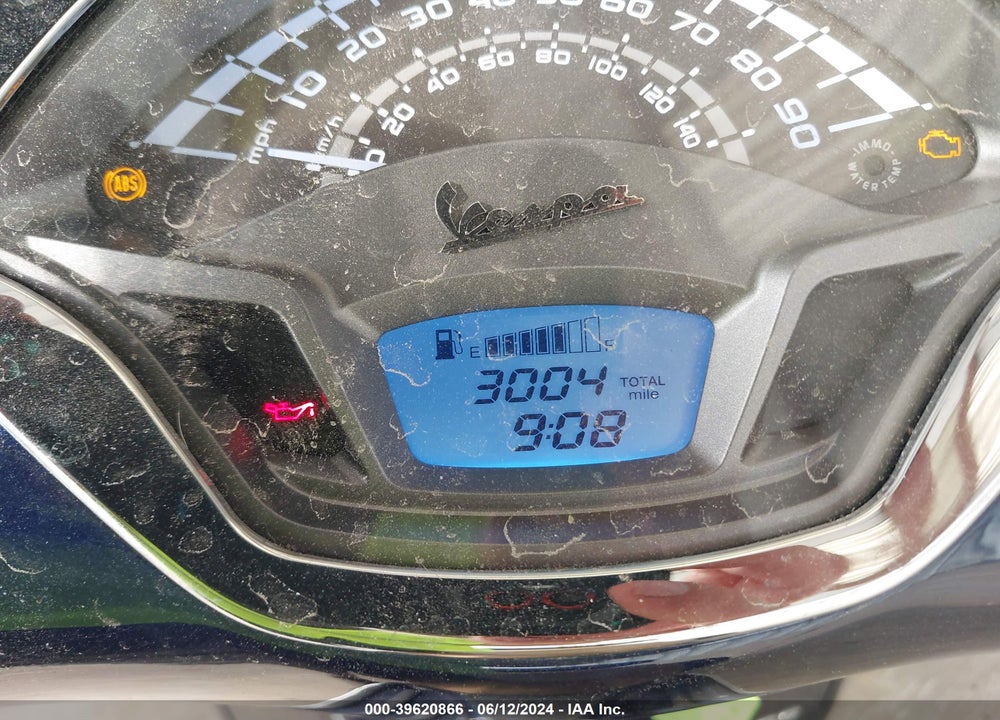 2022 VESPA GTS 300 SUPER VIN: ZAPMA39M4N5101203
