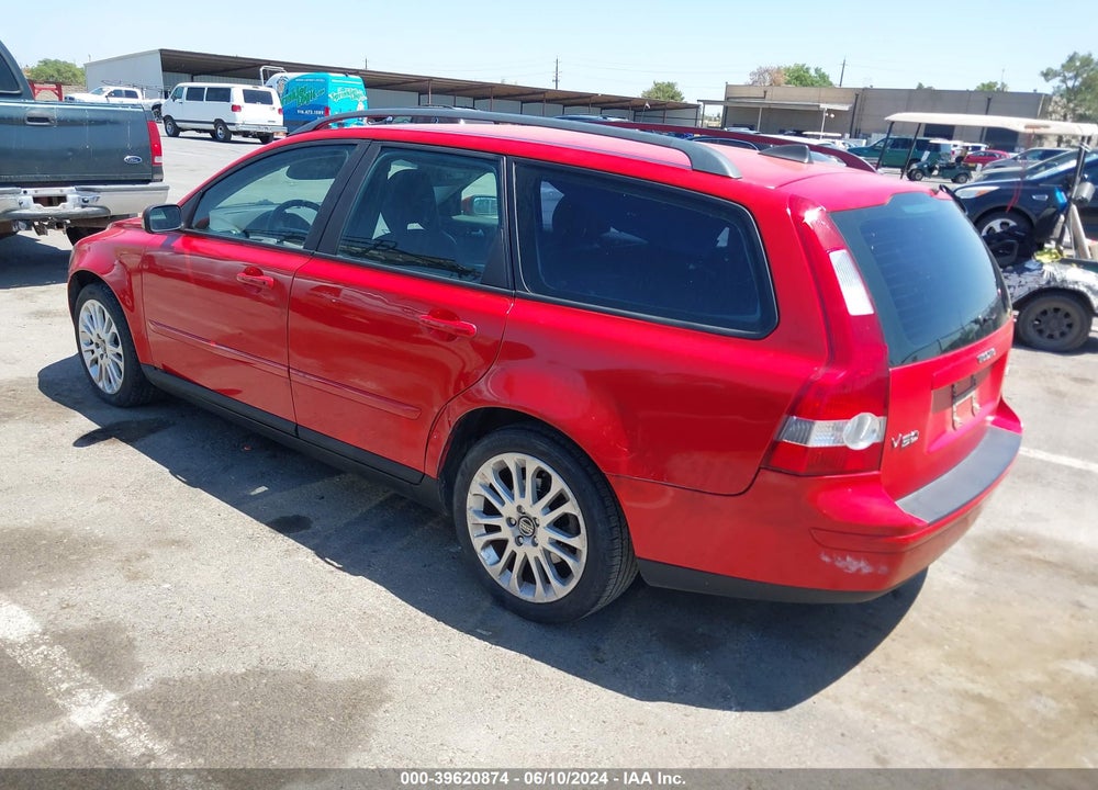 2005 VOLVO V50 2.4I VIN: YV1MW390252108811