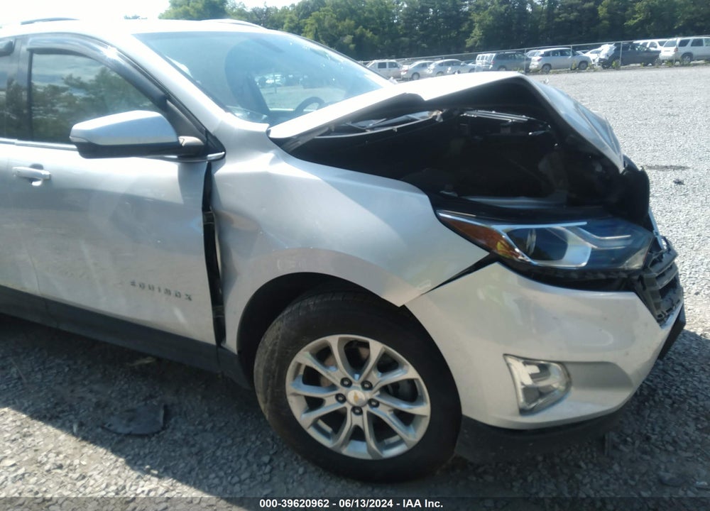 2019 CHEVROLET EQUINOX LT VIN: 2GNAXUEV0K6152857