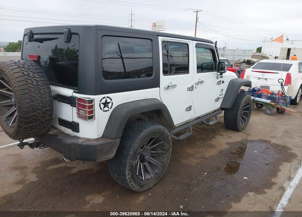 2016 JEEP WRANGLER UNLIMITED SPORT VIN: 1C4BJWDG5GL101947