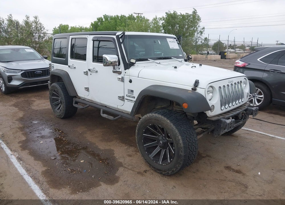 2016 JEEP WRANGLER UNLIMITED SPORT VIN: 1C4BJWDG5GL101947