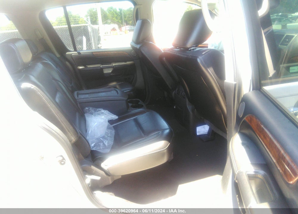 2010 NISSAN ARMADA PLATINUM VIN: 5N1BA0NE4AN622269