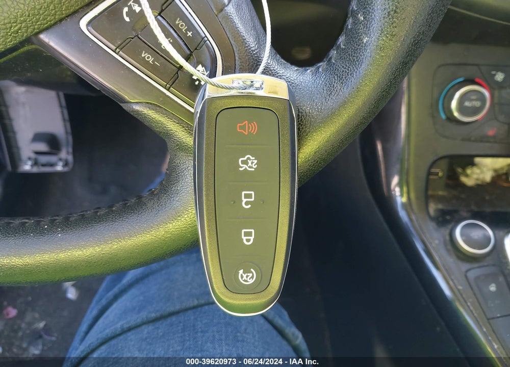 2015 FORD FOCUS TITANIUM VIN: 1FADP3N2XFL293704