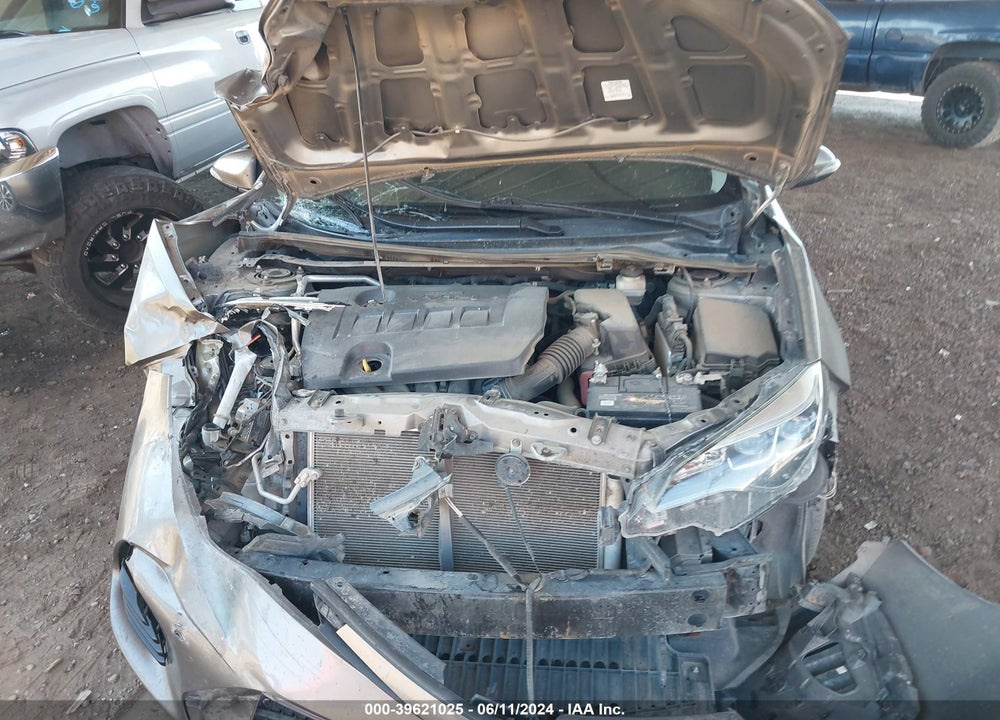 2018 TOYOTA COROLLA SE VIN: 2T1BURHE6JC039782