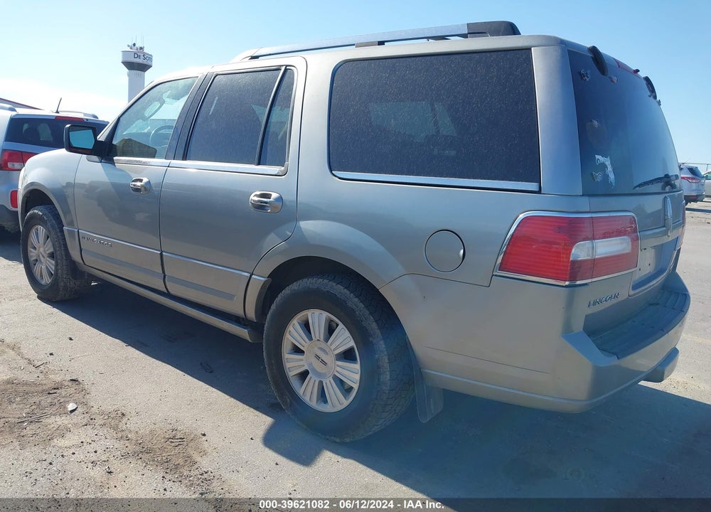 2008 LINCOLN NAVIGATOR VIN: 5LMFU275X8LJ00055