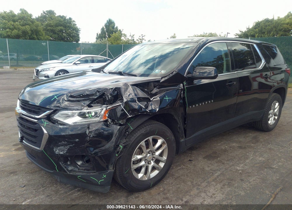 2018 CHEVROLET TRAVERSE LS VIN: 1GNERFKW0JJ200069