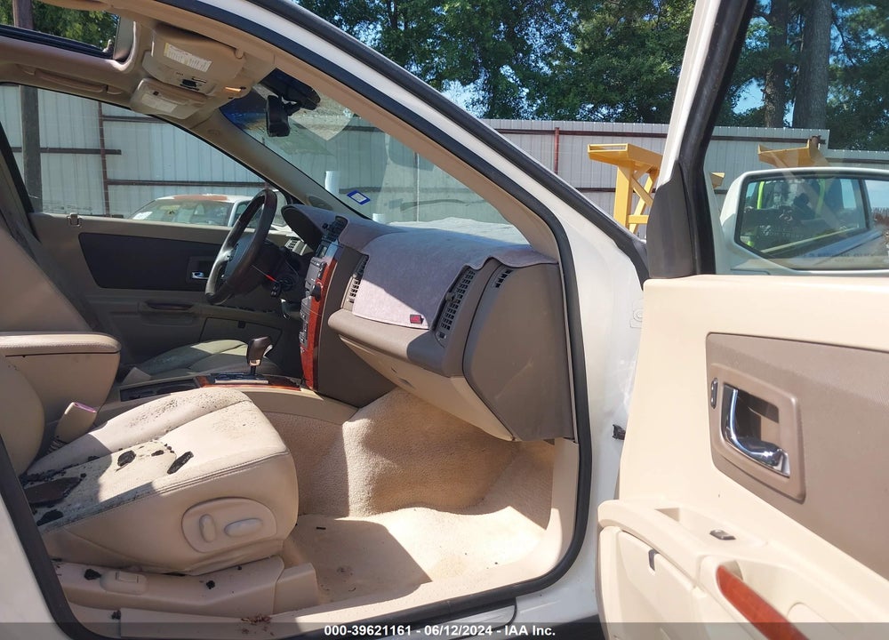 2006 CADILLAC SRX V8 VIN: 1GYEE63A860137284